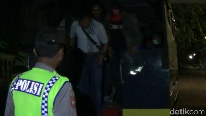 Razia Jelang Ramadan, 5 Pemuda Pesta Miras Diamankan