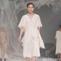 Biyan Wanaatmadja Dream Womens Wear, Spring Summer 2016. at Ballroom Hotel Dharmawangsa. Jakarta. 11/06/2015. [Foto: Mohammad Abduh/Wolipop]