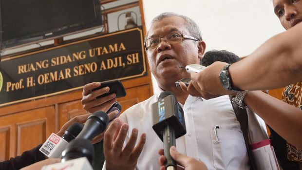 Pengajar hukum pidana di Universitas Trisakti Abdul Fickar Hadjar.