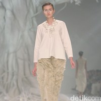 Biyan Wanaatmadja Dream Womens Wear, Spring Summer 2016. at Ballroom Hotel Dharmawangsa. Jakarta. 11/06/2015. [Foto: Mohammad Abduh/Wolipop]