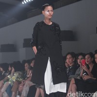 Biyan Wanaatmadja Dream Womens Wear, Spring Summer 2016. at Ballroom Hotel Dharmawangsa. Jakarta. 11/06/2015. [Foto: Mohammad Abduh/Wolipop]