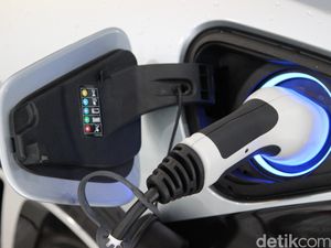Ini Sebabnya Produsen Otomotif Berlomba-Lomba Bikin Mobil Listrik