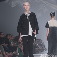 Biyan Wanaatmadja Dream Womens Wear, Spring Summer 2016. at Ballroom Hotel Dharmawangsa. Jakarta. 11/06/2015. [Foto: Mohammad Abduh/Wolipop]