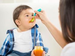 7 Panduan Berikan Daging Dalam MPASI Untuk Bayi