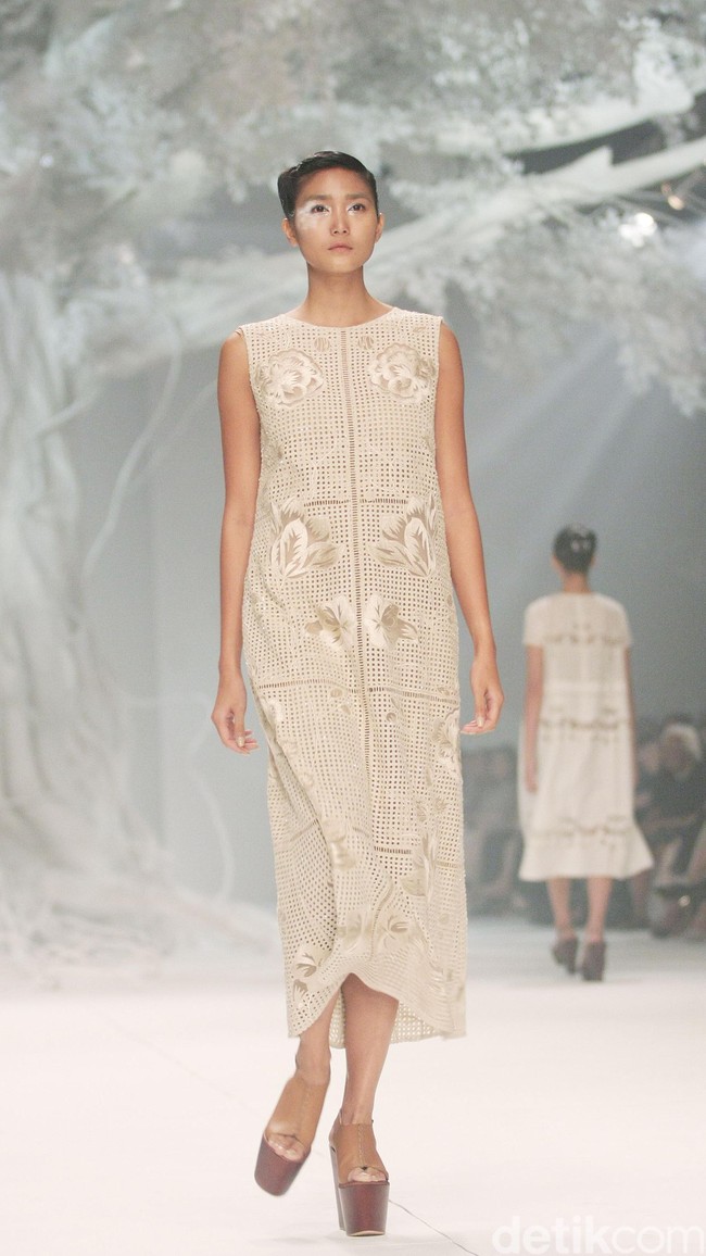 Biyan Wanaatmadja Dream Womens Wear, Spring Summer 2016. at Ballroom Hotel Dharmawangsa. Jakarta. 11/06/2015. [Foto: Mohammad Abduh/Wolipop]