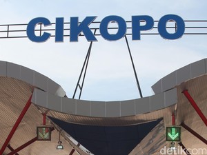 Suporter Sepakbola Terlibat Keributan di Tol Cipali