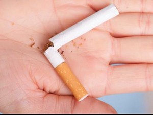 Banyak Remaja Merokok, Menkes Minta Guru Tak Beri Contoh Buruk
