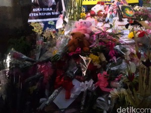 Jenazah Angeline Tiba di Banyuwangi, Ribuan Warga Tumplek di Rumah Duka