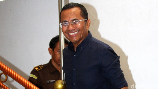 Dirut PLN Rudiantara atau Sinthya? Dahlan: Dua-duanya Bagus