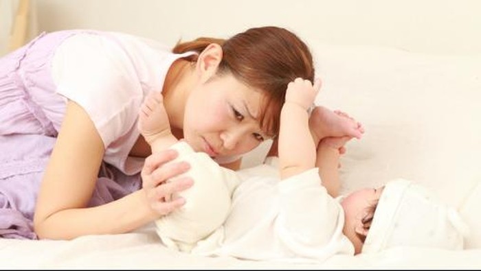 Ada Sisa Sayur pada Feses Bayi, Normal atau Tidak?