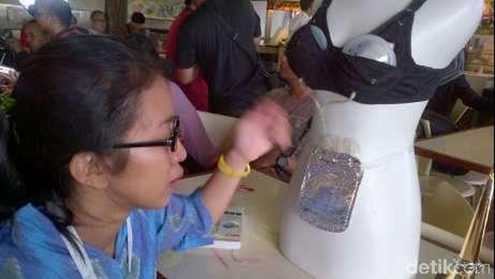 Bra 36B Inovatif Ciptaan Devika yang Hasilkan Perak di Malaysia