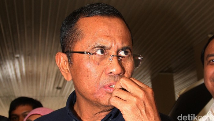 Mantan Dirut PLN yang juga mantan Menteri BUMN, Dahlan Iskan. Dahlan diperiksa sebagai tersangka kasus dugaan korupsi pembangunan 21 gardu listrik di Jawa, Bali, dan Nusa Tenggara pada 2011-2013. Lamhot Aritonang/detikcom.