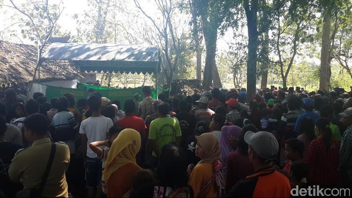 Makam Seorang Kakek Dibongkar Diduga Korban Pembunuhan
