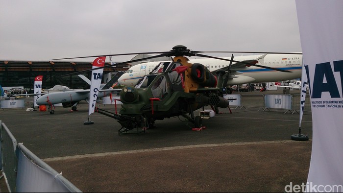 Saat Raksasa Dunia Penerbangan Bertarung di Paris Air Show