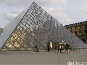 Tuai Kontroversi, Pameran Seni Islam di Museum Louvre Paris Dibatalkan