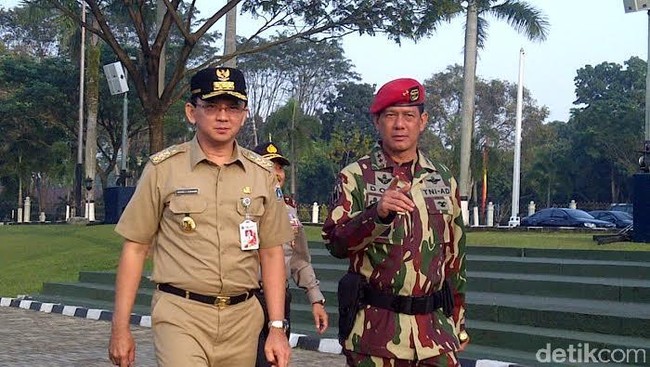 Mengintip Kemesraan Ahok dengan TNI/Polri