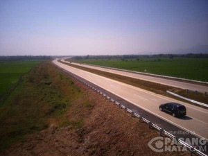 Legenda Batu Bleneng yang Misterius di Tol Cipali