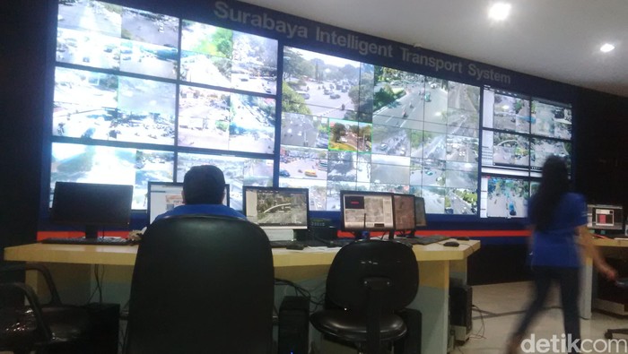 258 CCTV Pelototi Jalanan Surabaya untuk Cegah Kemacetan