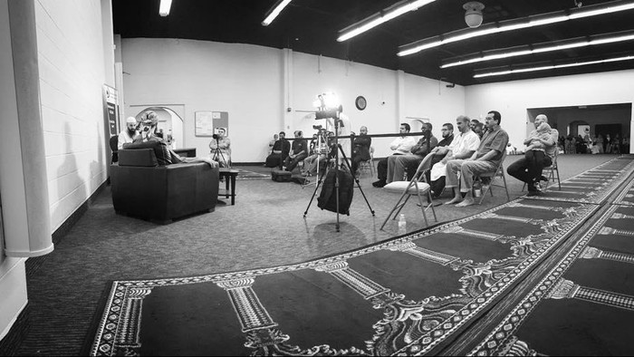 Rona Islam di Langit Amerika