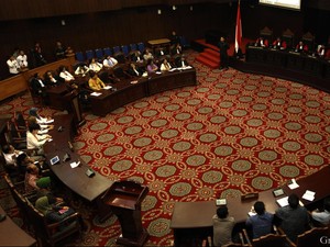 Politik Dinasti Dilanggengkan MK, Anggota Komisi II: Parpol Harus Cegah!