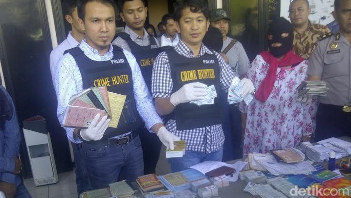 Dua Orang Sindikat Pemalsu KTP Digulung