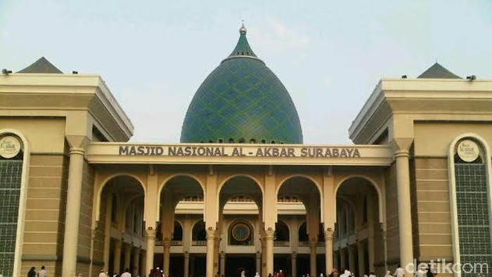 Masjid Al Akbar Sediakan 3 Ribu Takjil per Hari dan Pondok Romadhon