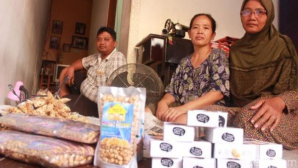 Kisah Suparti, Sukses Berbisnis Snack setelah Pensiun Jadi TKI