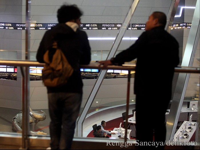 IHSG Dibuka Naik di Awal Pekan