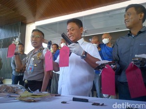 Bak Koboi, Perampok Sadis ini Umbar Peluru di Siang Bolong