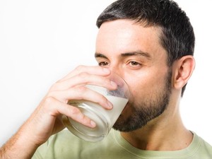 Minum Susu Tanpa Pasteurisasi, Apa Bahayanya?