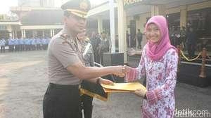 Tips dari Thalia yang Berani Melawan Perampok Berpistol