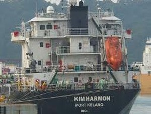 Ini Penampakan Kapal Orkim Harmony yang Bersandar di Dermaga Petronas