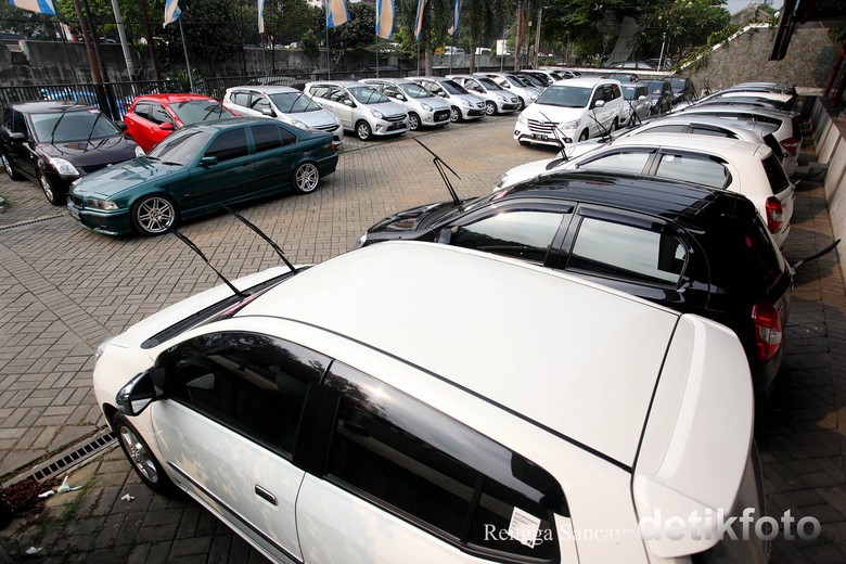 Mobil bekas di Mobil88. Foto: Rengga Sancaya Mobil bekas di Mobil88. Foto: Rengga Sancaya