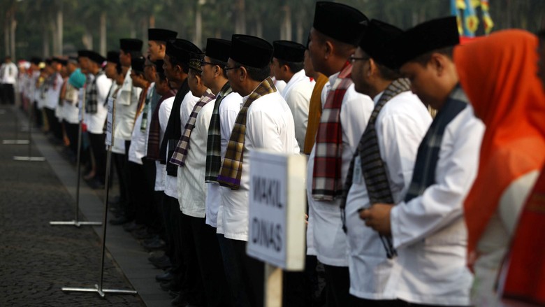 PNS Pria Bisa Cuti Sebulan Diberlakukan di Zaman Anies PNS Pria Bisa Cuti Sebulan Diberlakukan di Zaman Anies