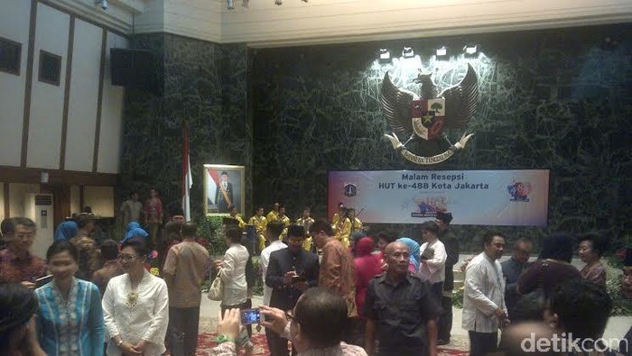 Ahok Tutup Rangkaian HUT DKI dengan Menjamu Para Tamu dan Dubes