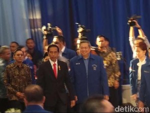 Isu Reshuffle Menguat, Akankah Jokowi Melangkah Bersama SBY?