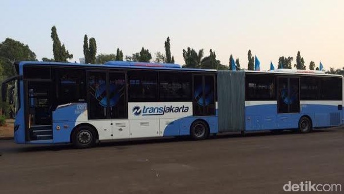 Ada Demo di Monas, TransJ Lancar dan Bus City Tour Sempat Terhenti