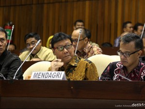 Manuver Tjahjo Dinilai Mengganggu Citra Jokowi
