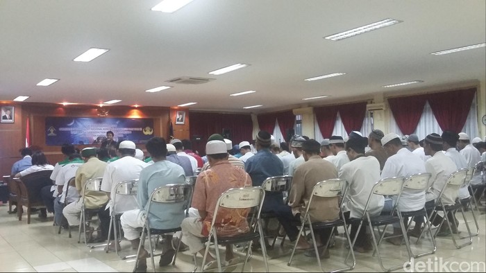 Saat Para Napi Cipinang Berbuka dan Bertobat di Bulan Puasa