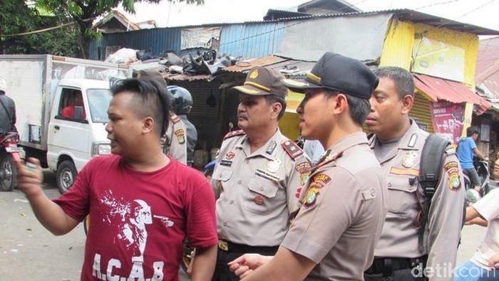 Cegah Tawuran, Polisi di Setiabudi Jaksel Wajib Sambangi 1 RT Tiap Hari