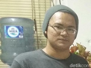 Kehidupan Puasa Hafitd Pembunuh Ade Sara di Balik Jeruji