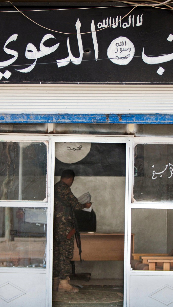 4 Dari Indonesia, Ini Para Pengikut ISIS yang Membelot dan Berani Bersuara