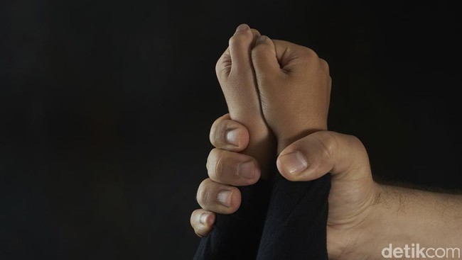 Kelakuan Bejat Guru SD di Lebak Cabuli 9 Anak