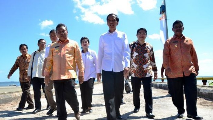 Keluarkan Perppu Pilkada Calon Tunggal? Jokowi: Tunggu Rapat Nanti Sore