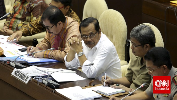 Pimpinan Komisi III Ajukan 5 Syarat agar Pilkada Serentak Tak Ditunda