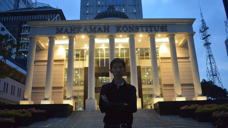 Welin Kusuma Kolektor 27 Gelar Akademik yang Hobi Belajar Welin Kusuma Kolektor 27 Gelar Akademik yang Hobi Belajar
