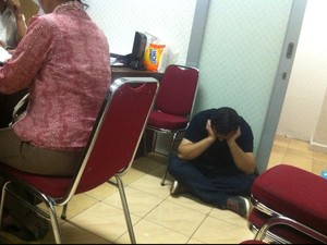 Melecehkan Wanita, WN Irak Minta Maaf Sambil Nangis Bergulingan