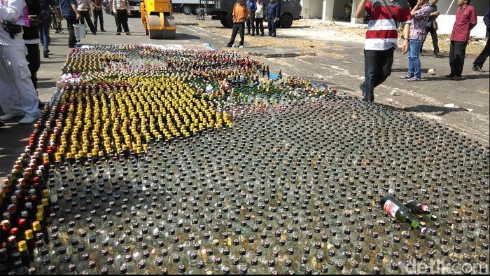 Ribuan Miras dan Narkoba Dimusnahkan di Kemayoran
