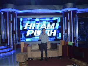 Welin Si Kolektor 27 Gelar Kini Aktif Memotivasi Mahasiswa Abadi