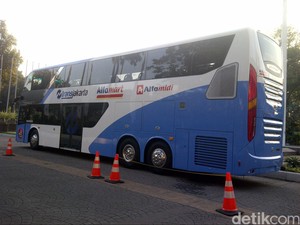 Tinjau Bus Tingkat Wisata, Ahok: Kita Ingin Banyak yang Sumbang